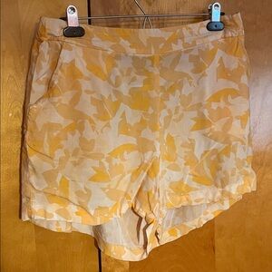 Nine West Large Yellow Floral Elastic-Waist Shorts